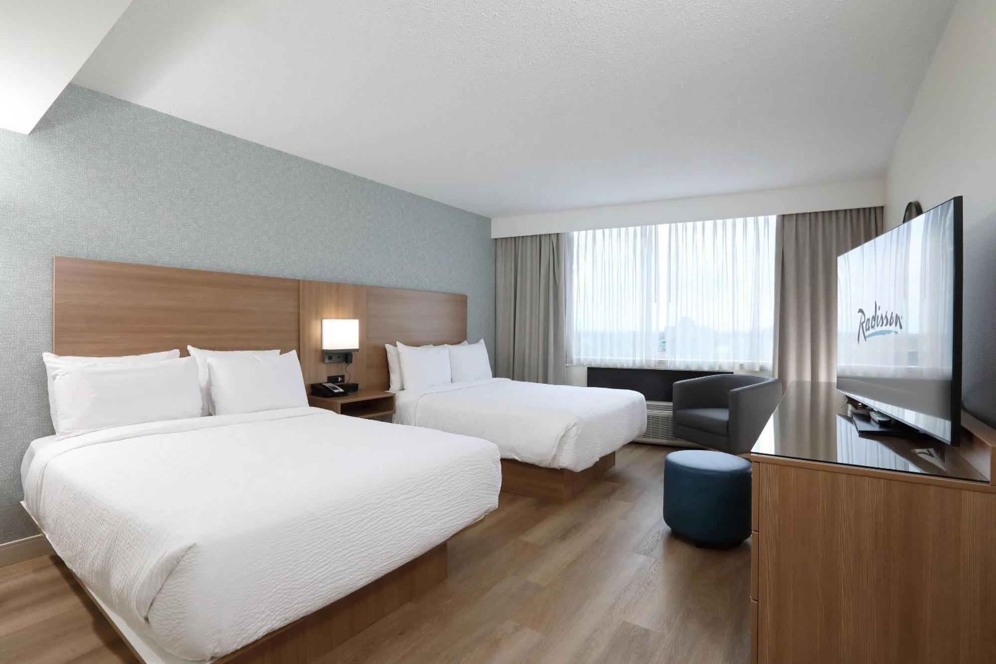 Radisson Downtown Hotel