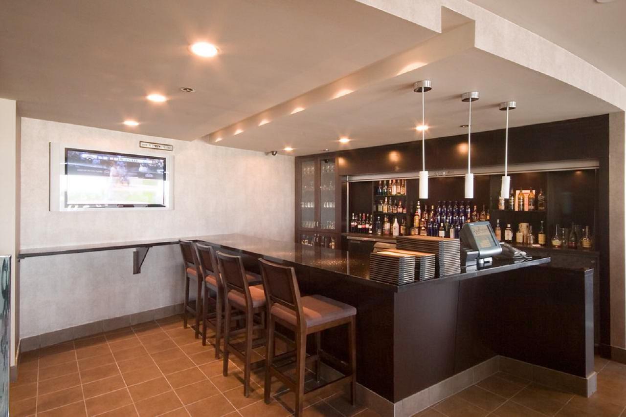 Hotel Radisson Downtown 4*
